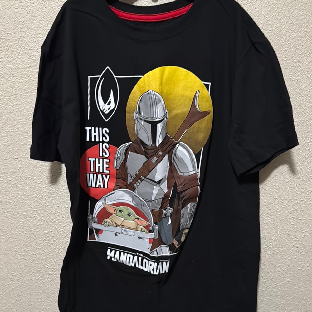 Star Wars Black and Red Mandalorian Tee